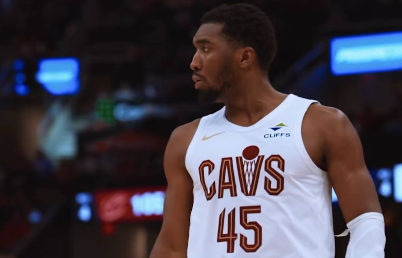 NBA Playoffs: Cavs complete sweep of Heat